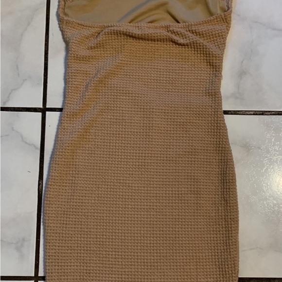 Cut out draped tie backless halter bodycon dress - Picture 5 of 5